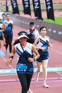 BIB: 2264
                            <button type="button" onclick="openModal(4636854)" class="btn btn-primary btn-sm float-right btn-popup" data-toggle="modal" data-target=".modal-high-quality">
                        <i class="fas fa-shopping-cart"></i> Add to Cart
                    </button>
                                            <button type="button" onclick="isThisMe(4636854, true)" class="btn btn-success btn-sm float-right btn-popup btn-isme hidden" data-toggle="tooltip" data-placement="bottom" title="นี่คือรูปของคุณใช่ไหม คลิกที่นี่เพื่อเอาเข้าอัลบั้ม">
                        <i class="fas fa-plus"></i> Add to album
                    </button>
                    <button type="button" onclick="isThisMe(4636854, false)" class="btn btn-warning btn-sm float-right btn-popup btn-isnotme hidden">
                        <i class="fas fa-ban"></i> Remove from album
                    </button>